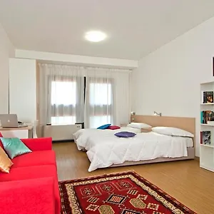 Hotel apartamentowy Delta
